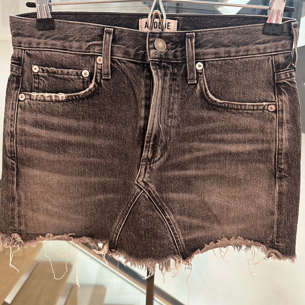 AGOLDE Jeanette Denim Mini Skirt in East Village Sz 24 Frayed Hem worn x2